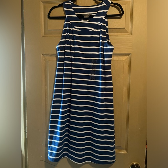 ‼️FINAL PRICE‼️Ladies Naturals sleeveless dress size medium. NWT - Picture 1 of 4